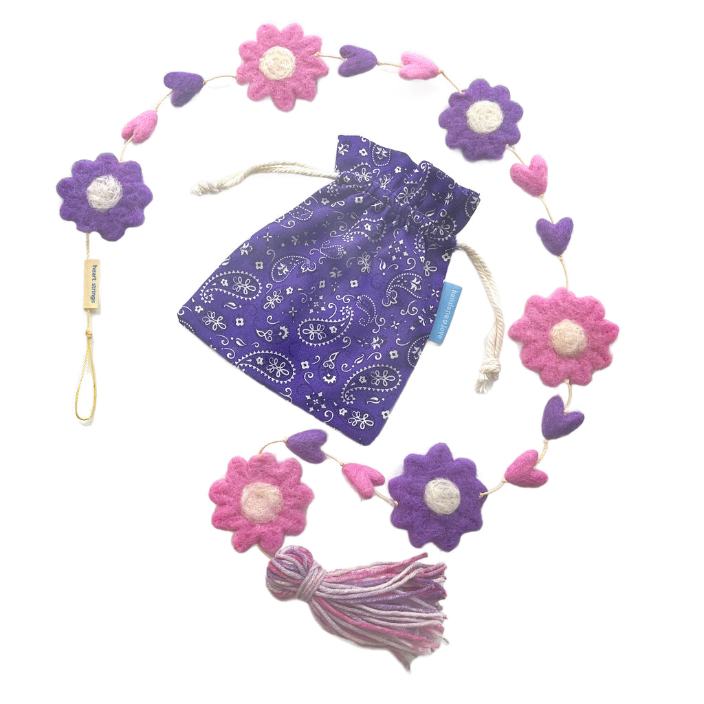 Pink and Lavender Daisies Heart String